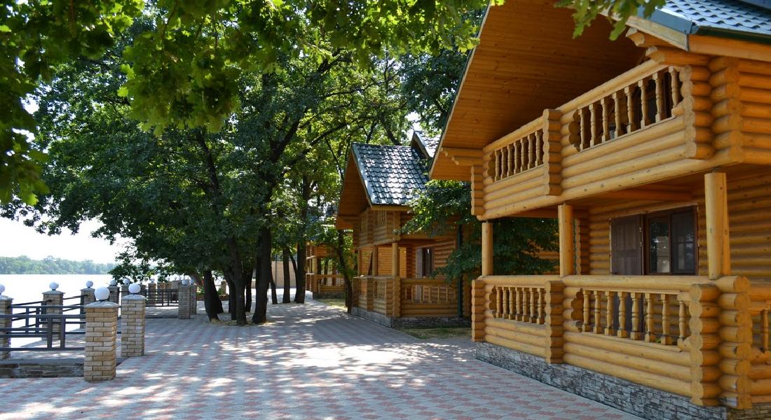 Турбаза исток фото. Турбаза Исток Донецк Ростовская. Исток Донецк Ростовской обл турбаза. Исток Донецк Ростовская область. База отдыха Исток Ростовская область.