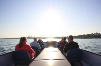 На катере по Неве: как почувствовать Петербург с воды и не допустить ошибок